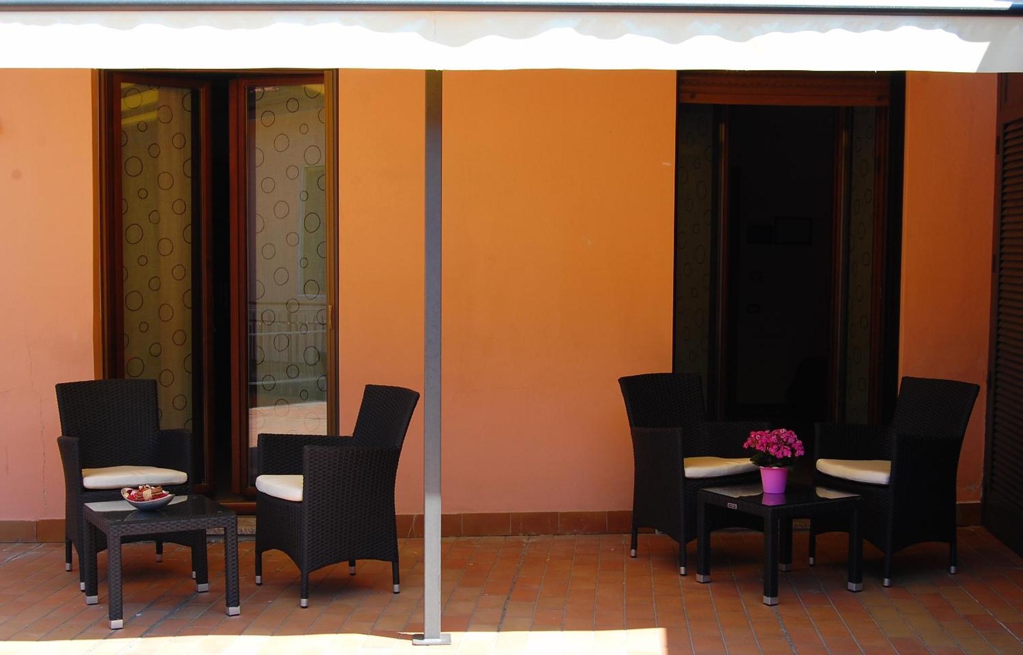 Albergo Visconti Κρεμόνα Εξωτερικό φωτογραφία