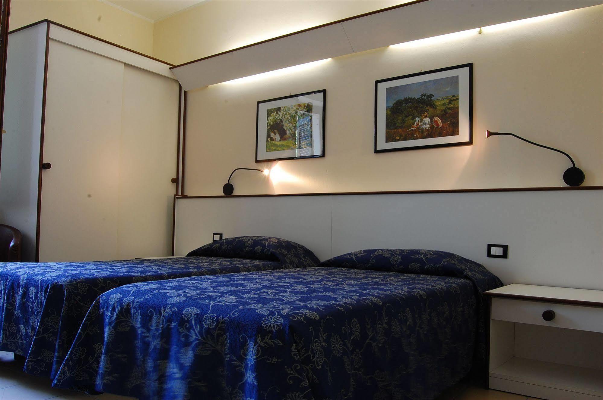 Albergo Visconti Κρεμόνα Εξωτερικό φωτογραφία